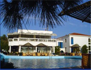 Hotel – Kamari Beach